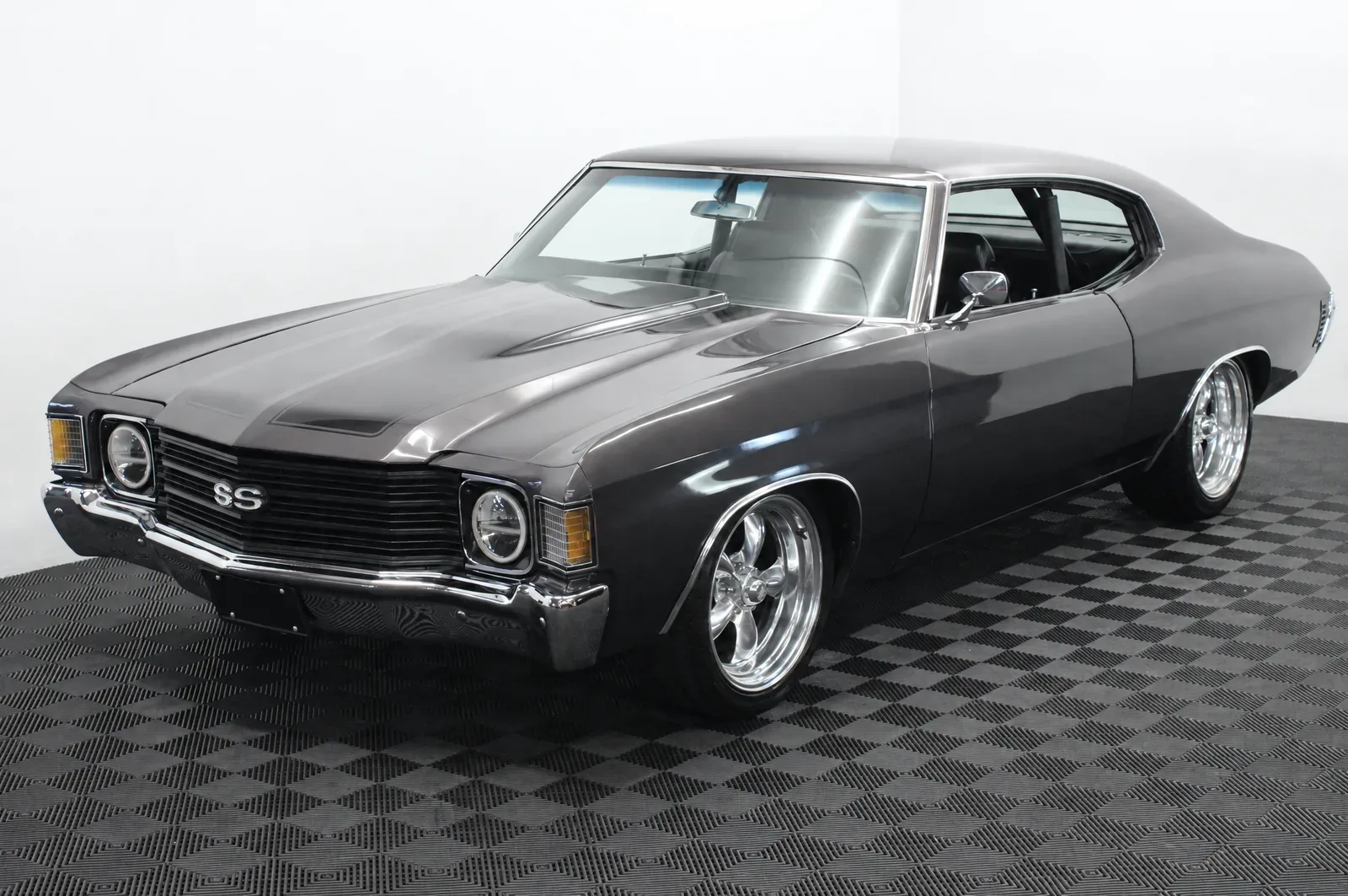 Chevrolet Chevelle — photograph 1 of 8